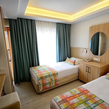 马尔马里斯城市酒店 马尔马里斯