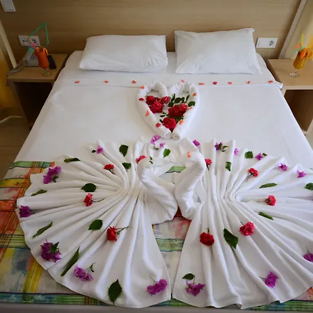 City Hotel Marmaris 호텔 말마리스
