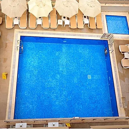 City Hotel Marmaris 호텔 3*
