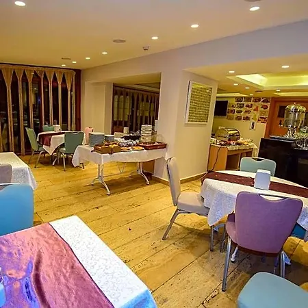 City Hotel Marmaris 호텔