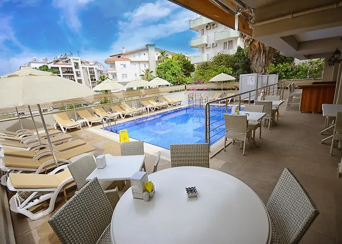 City Hotel Marmaris 3*