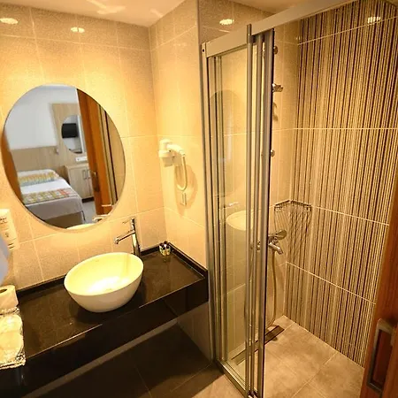 City Hotel Marmaris מלון