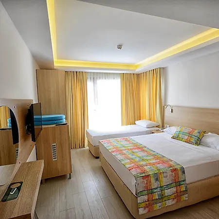 City Hotel Marmaris 3*